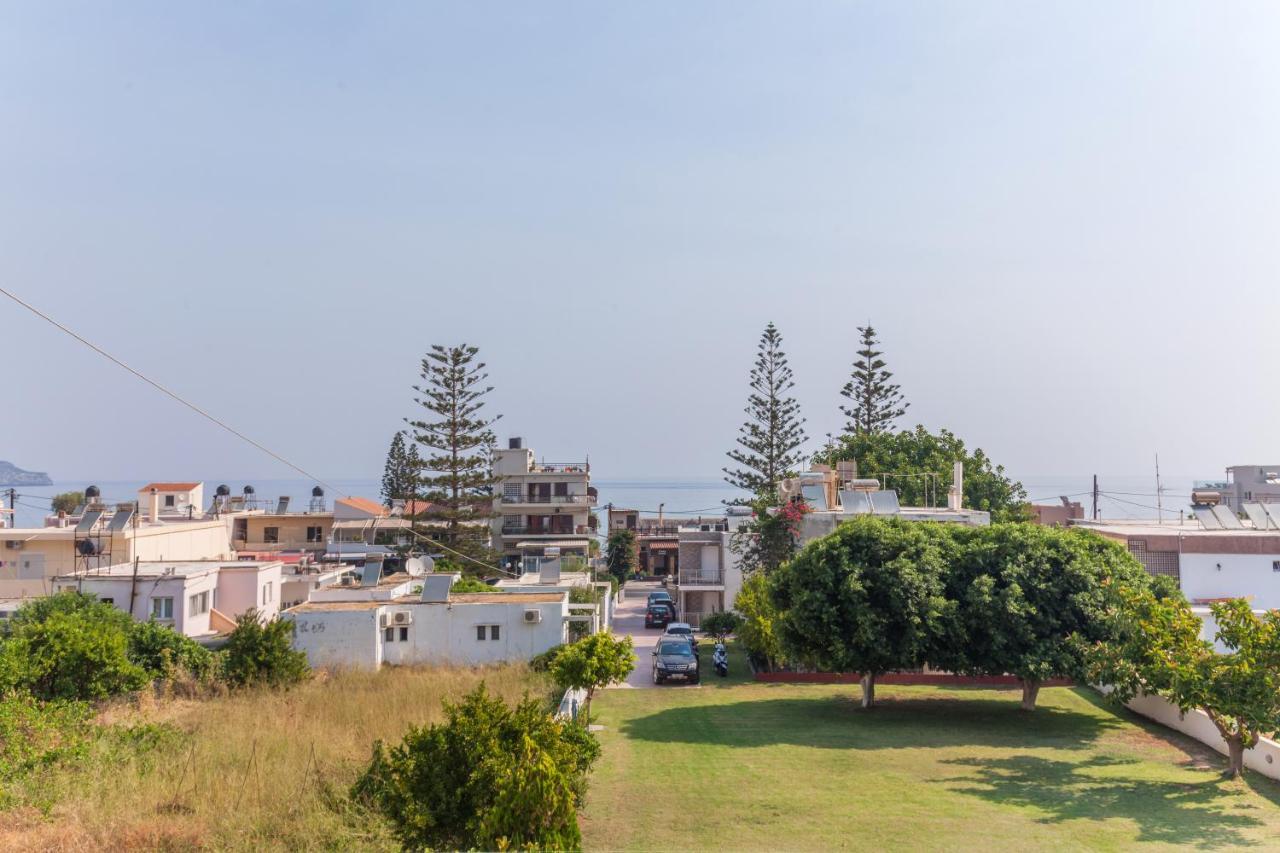 Christine Seaside Apartments In Chania Stalós Exteriör bild