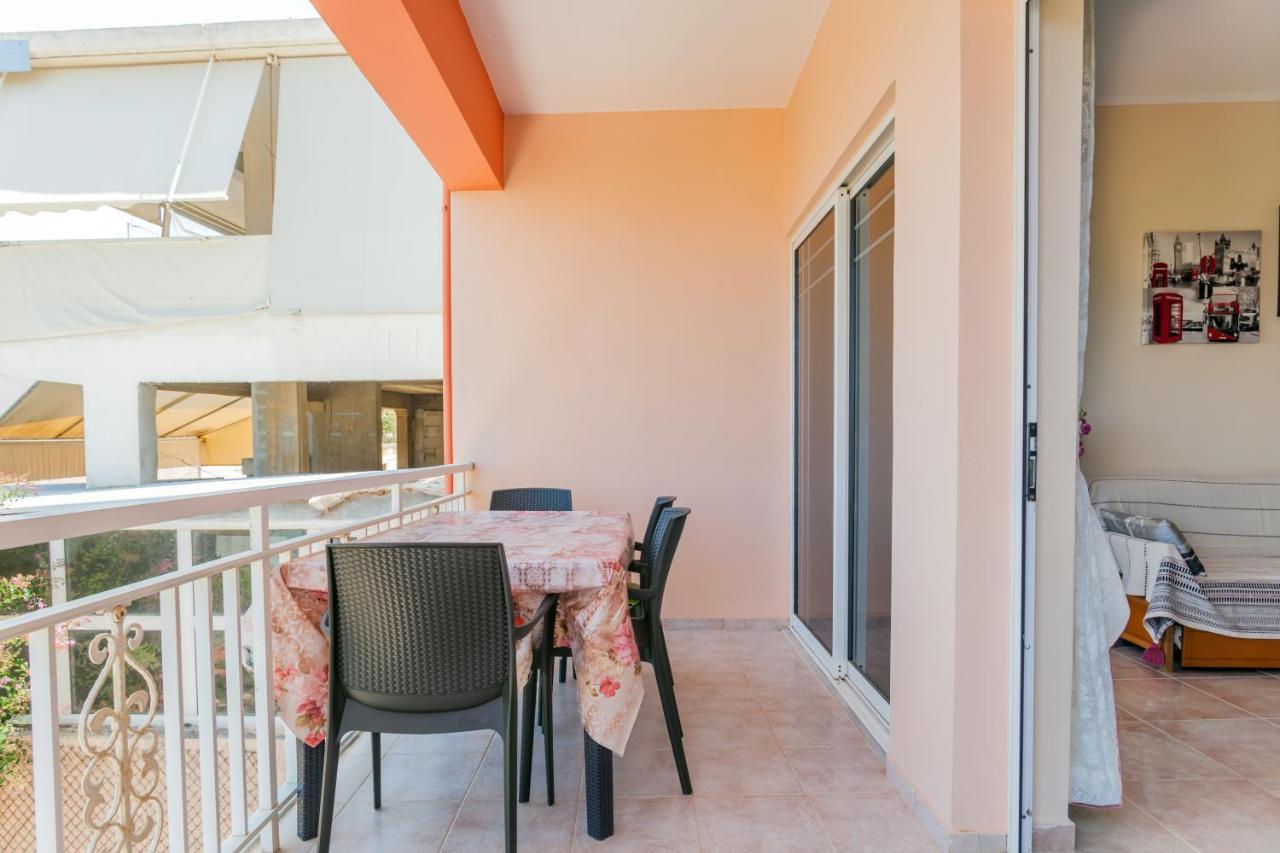 Christine Seaside Apartments In Chania Stalós Exteriör bild