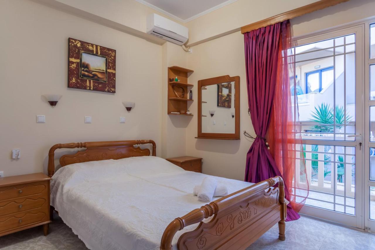 Christine Seaside Apartments In Chania Stalós Exteriör bild